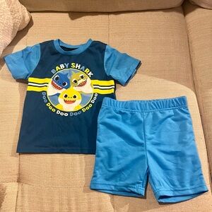 Baby Shark 2 Piece Set